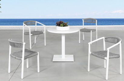 Breezeway Table