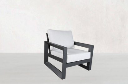 Outdoor Lounge Chairs