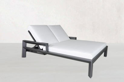 Outdoor Daybeds
