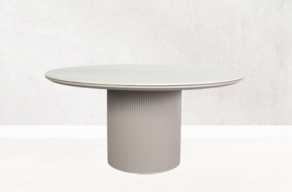Outdoor-Dining-Tables